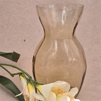 hyacintglas-gyldent-ravfarvet-ovalformet-maaske-Kastrup-gammelt-loegglas